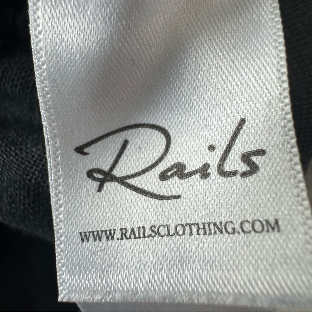Rails Women's Size XS Black Summer Shorts 100% Linen Pockets $128 Casual - Picture 6 of 11
